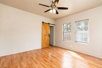 905 N 9th St in Temple, TX - Building Photo - Building Photo