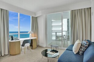 4441 Collins Ave, Unit SI ID1540528P in Miami Beach, FL - Building Photo