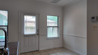 8710 Knox St in Houston, TX - Building Photo - Building Photo