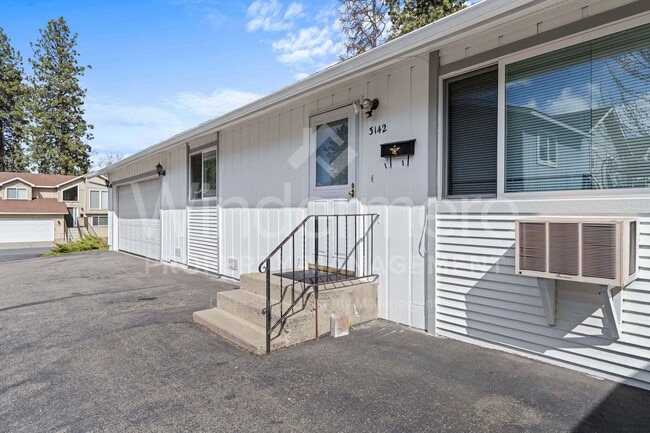 property at 3142 E 31st Ave