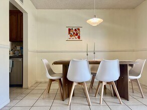 116 E Campus View Dr in Riverside, CA - Building Photo - Building Photo