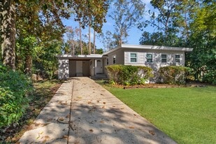 1630 Sharkey St in Tallahassee, FL - Building Photo