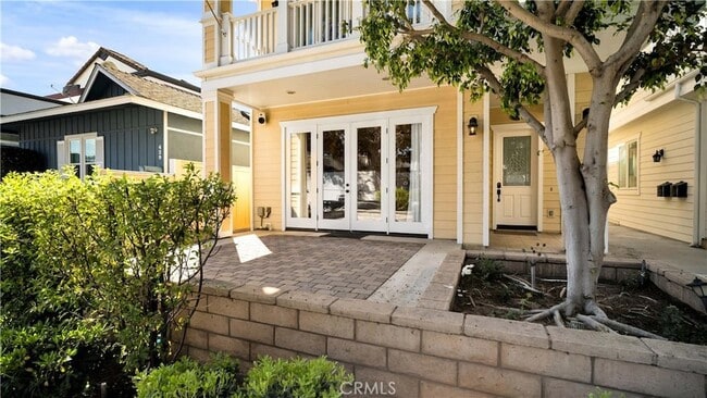 431 Iris Ave in Newport Beach, CA - Foto de edificio - Building Photo