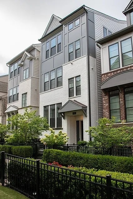 625 Broadview Terrace NE in Atlanta, GA - Building Photo - Building Photo