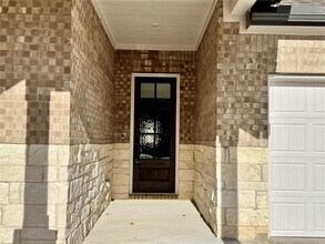 1301 White Daisy Ln in Georgetown, TX - Building Photo - Building Photo