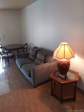 620 NE 12th Ave-Unit -408 in Hallandale Beach, FL - Building Photo - Building Photo