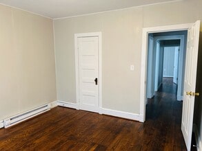 103 W Germain St in Winchester, VA - Building Photo - Building Photo