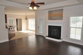 172 Sunnybrook Dr in Deatsville, AL - Building Photo - Building Photo