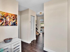 3432 NE 16th Ave in Oakland Park, FL - Building Photo - Building Photo
