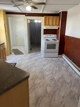 236 College Ave, Unit #1 in Waterville, ME - Building Photo - Building Photo