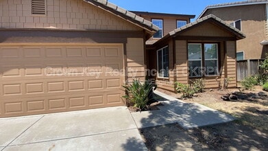 435 Centre Ct Dr in Tracy, CA - Building Photo - Building Photo