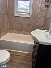 125 E Bettlewood Ave in Oaklyn, NJ - Building Photo - Building Photo