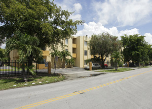 Fields and Green Family's in Hialeah, FL - Building Photo - Building Photo