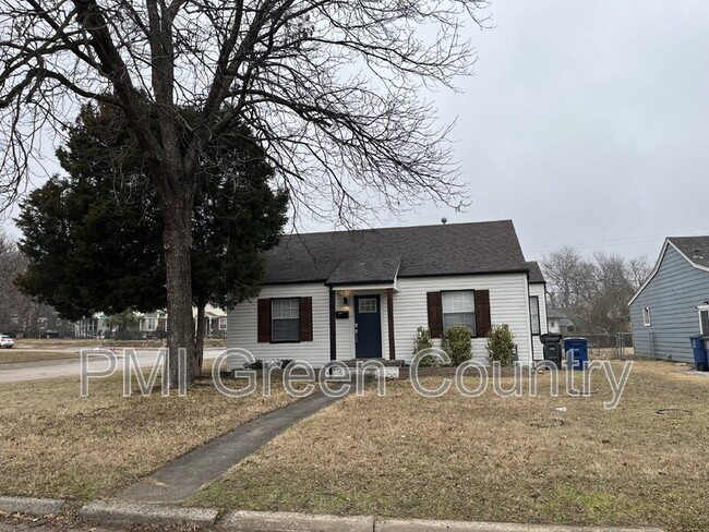 property at 2803 E 1st Pl