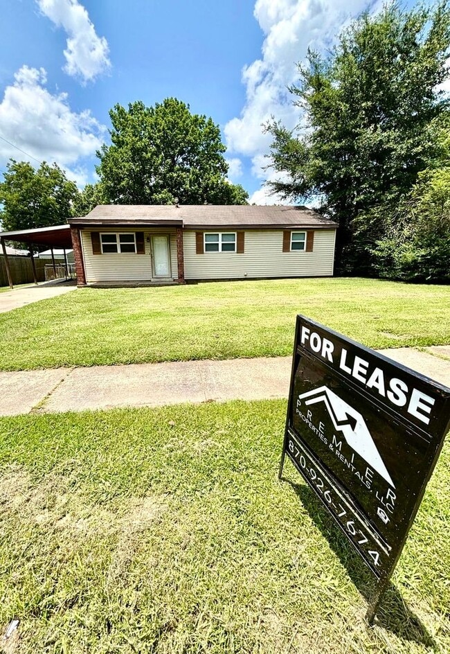 property at 2215 Sutton Dr