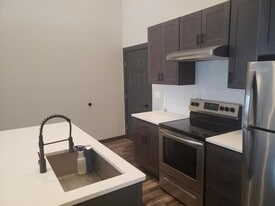 766 Main St in Poughkeepsie, NY - Building Photo