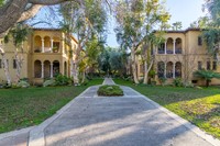 Grove Manor in Pasadena, CA - Foto de edificio - Building Photo