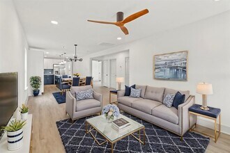 1009 Genova St in Houston, TX - Building Photo - Building Photo