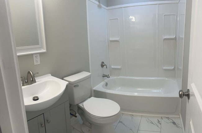 522 Maxwell Ave in Greenwood, SC - Building Photo - Building Photo