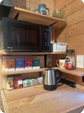 3276 SE Grant St, Unit Zen Den in Portland, OR - Building Photo - Building Photo