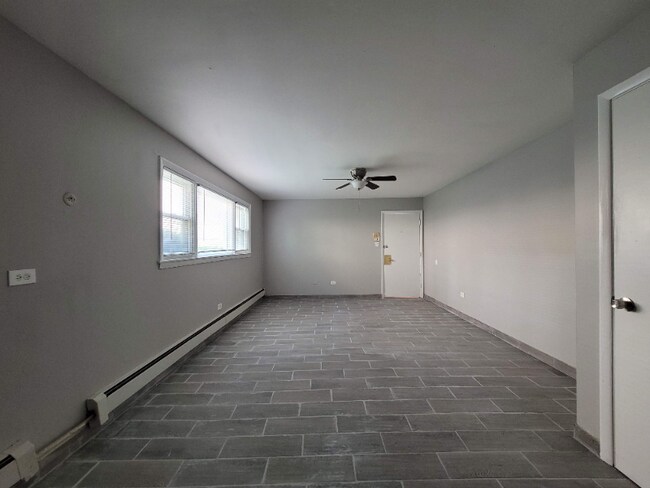 2057 135th Pl-Unit -2 in Blue Island, IL - Building Photo - Building Photo