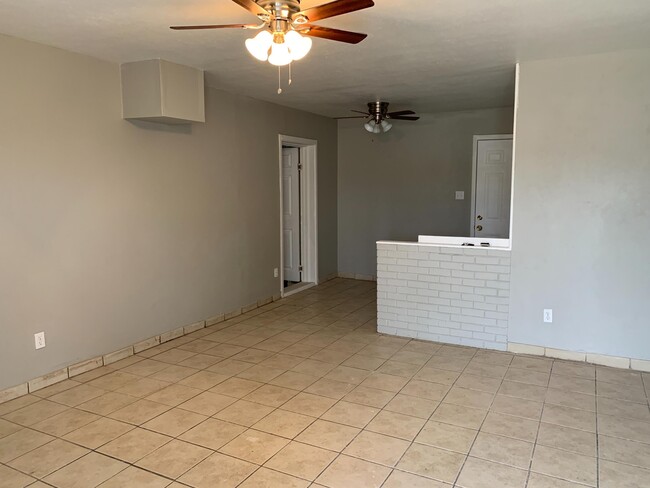 2209 E 29th St in Lubbock, TX - Building Photo - Building Photo