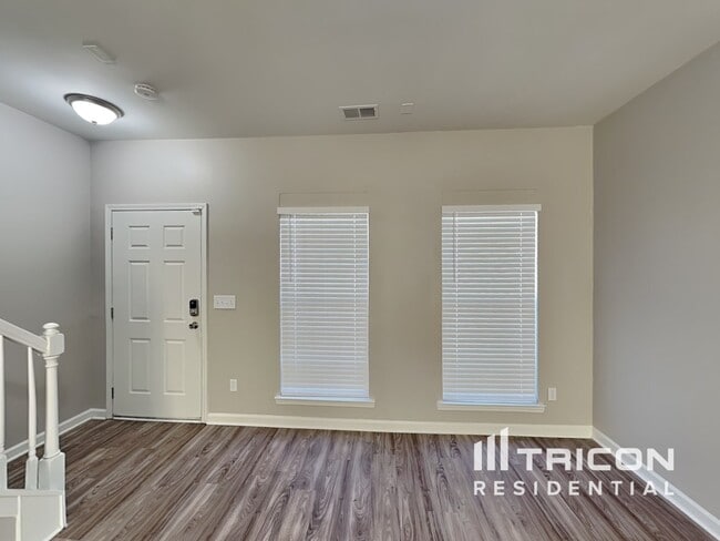 1330 Nadies Ct in Charlotte, NC - Building Photo - Building Photo
