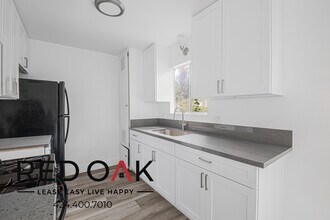 630 N Cerritos Ave in Azusa, CA - Foto de edificio - Building Photo