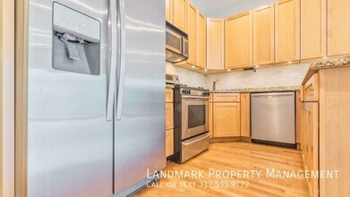1524 N Bosworth Ave in Chicago, IL - Building Photo - Building Photo