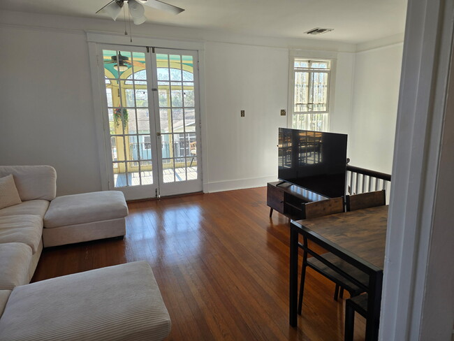 8013 Nelson St in New Orleans, LA - Building Photo - Building Photo