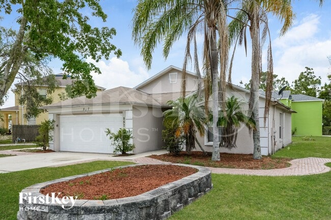 557 Peace Dr in Poinciana, FL - Building Photo - Building Photo