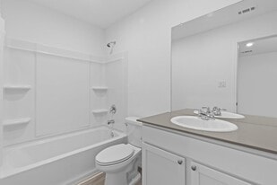 7602 Chancery Gate in San Antonio, TX - Building Photo
