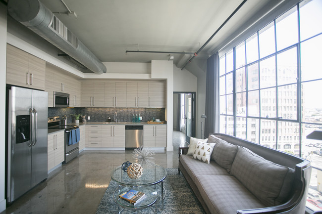 Maxfield Lofts in Los Angeles, CA - Building Photo - Other