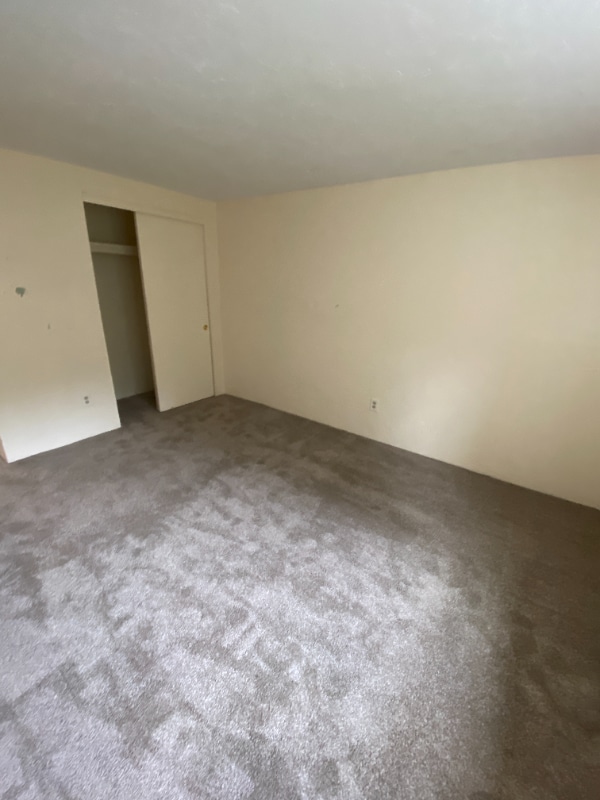 20 Erick Rd in Mansfield, MA - Foto de edificio - Building Photo