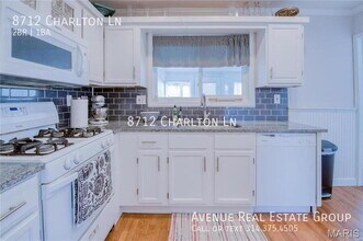 8712 Charlton Ln in Affton, MO - Building Photo - Building Photo