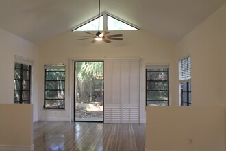 2322 SE Saint Lucie Blvd in Stuart, FL - Building Photo - Building Photo