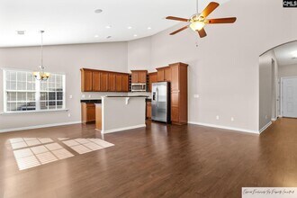 825 Burnview Ln in Chapin, SC - Building Photo - Building Photo