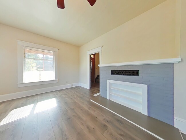 806 SW Western Blvd in Corvallis, OR - Foto de edificio - Building Photo