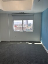 150 Las Vegas Blvd N, Unit 2206 in Las Vegas, NV - Foto de edificio - Building Photo
