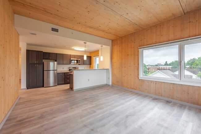 340+ Dixwell in New Haven, CT - Foto de edificio - Interior Photo