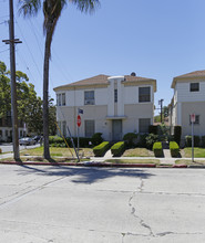 701-709 S Wilton Pl # 400 in Los Angeles, CA - Building Photo - Building Photo