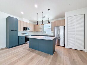 342 14th St N in St. Petersburg, FL - Building Photo - Building Photo