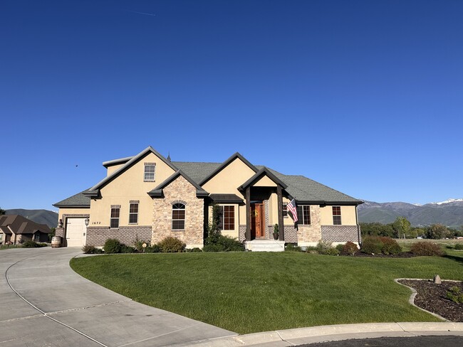 property at 1672 E 70 S