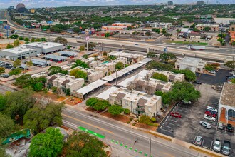 9915 Powhatan Dr in San Antonio, TX - Building Photo - Building Photo