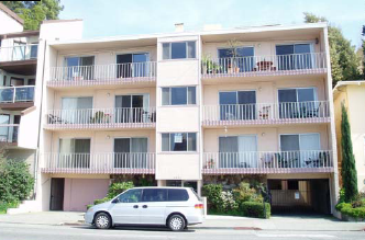 Lakeshore Apartments in Oakland, CA - Building Photo - Building Photo