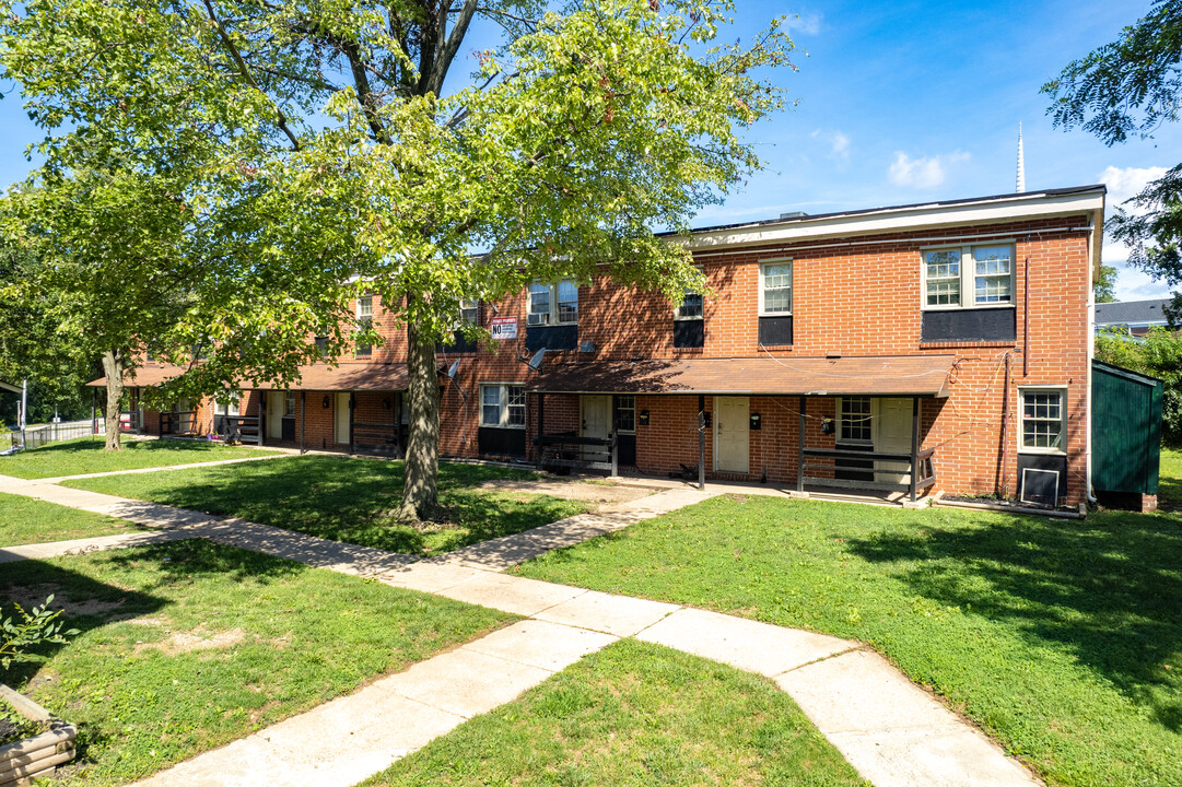 The Alameda Apartments in Baltimore, MD - Foto de edificio