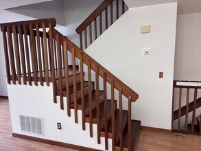 12327 Lake St in Anchorage, AK - Building Photo - Building Photo