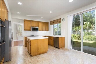 11 Cipriani in Irvine, CA - Building Photo - Building Photo