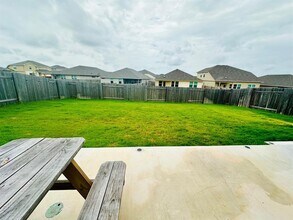 14025 Heartland Dr in Manor, TX - Building Photo - Building Photo