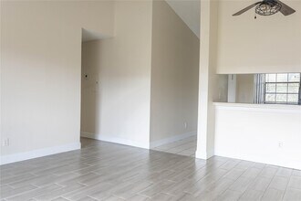 11686 NW 39th St in Coral Springs, FL - Building Photo - Building Photo